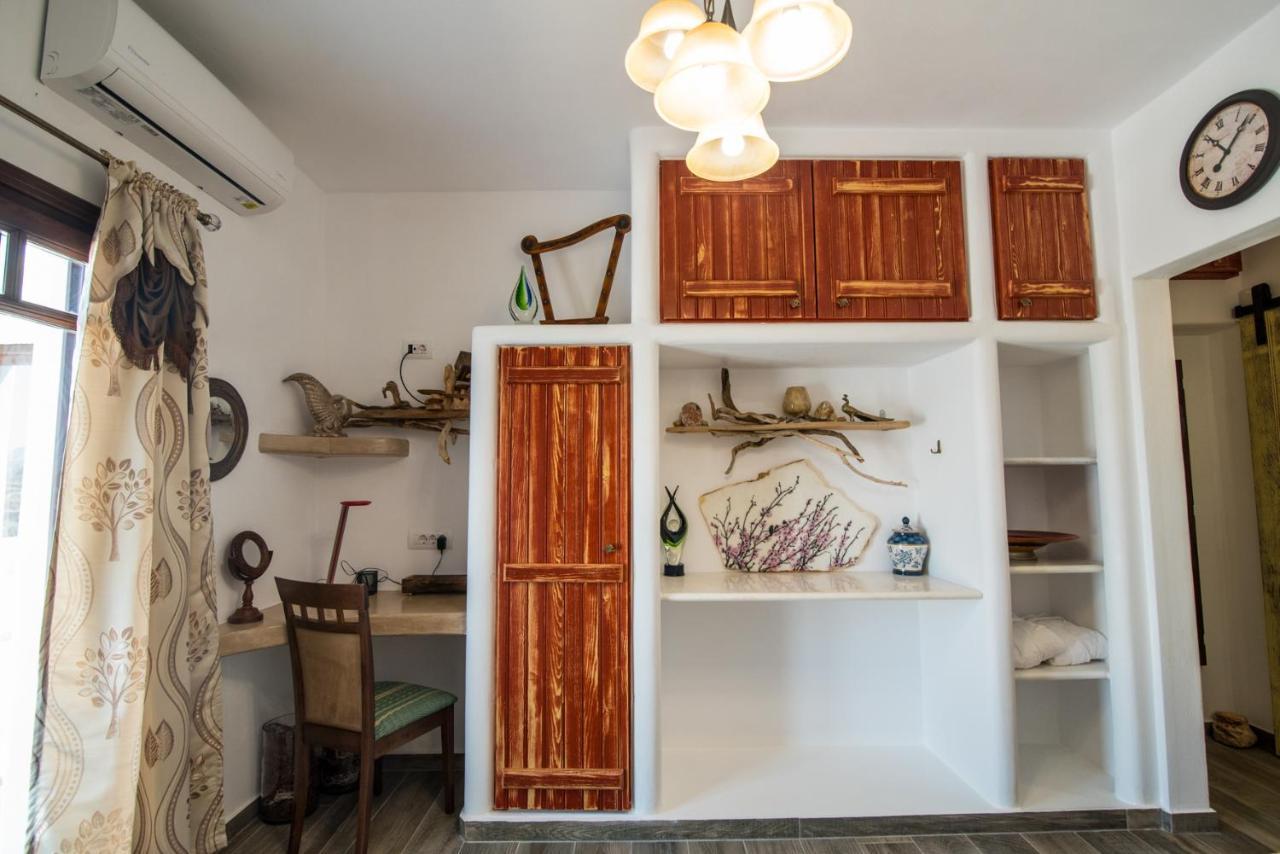 Elaiolithos - Luxury Villa Suites - Adults Only Khalkíon Dış mekan fotoğraf