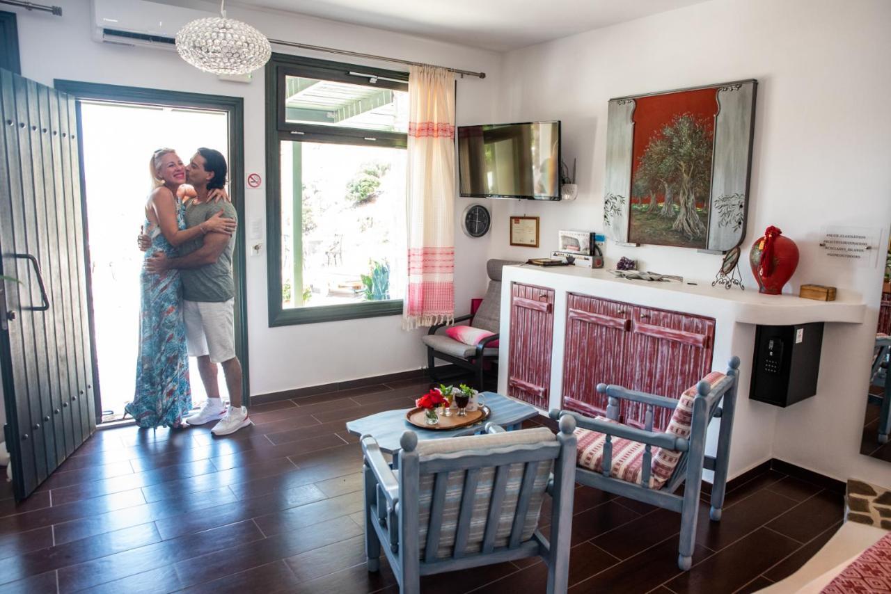 Elaiolithos - Luxury Villa Suites - Adults Only Khalkíon Dış mekan fotoğraf